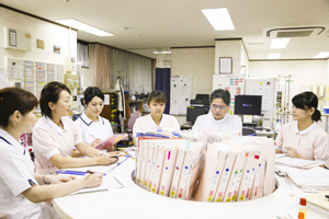 入院